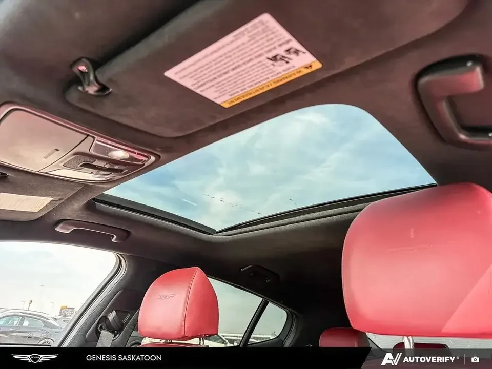 2021 Kia Stinger GT - Image 13 of 18