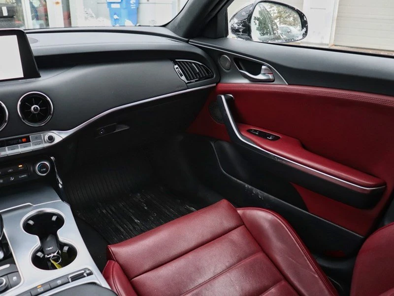 2021 Kia Stinger GT - Image 6 of 12