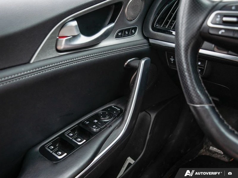 2021 Kia Stinger GT - Image 13 of 20