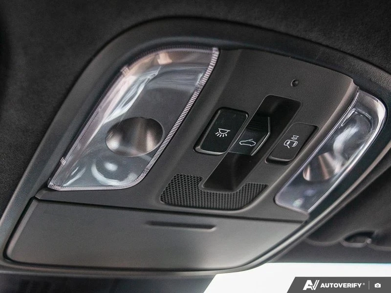2021 Kia Stinger GT - Image 17 of 20