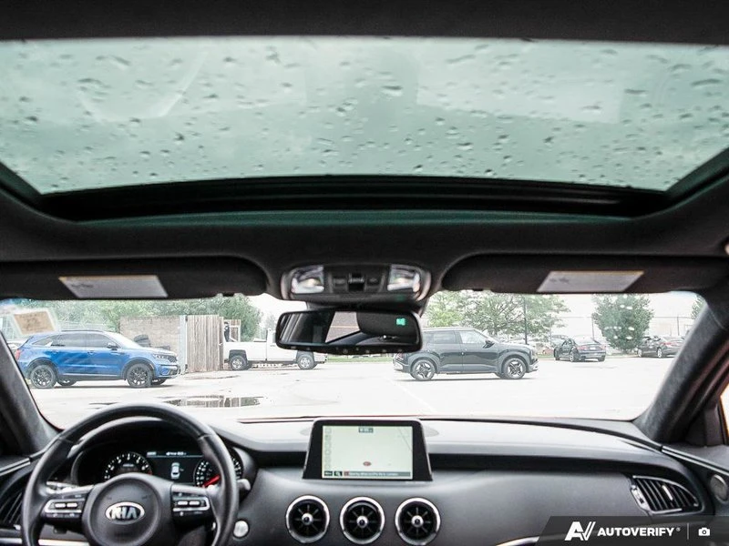 2021 Kia Stinger GT - Image 19 of 20
