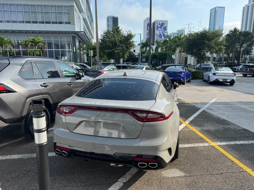 2021 Kia Stinger - Image 3 of 6