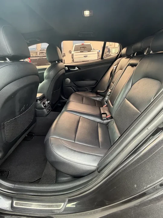 2021 Kia Stinger GT - Image 17 of 20