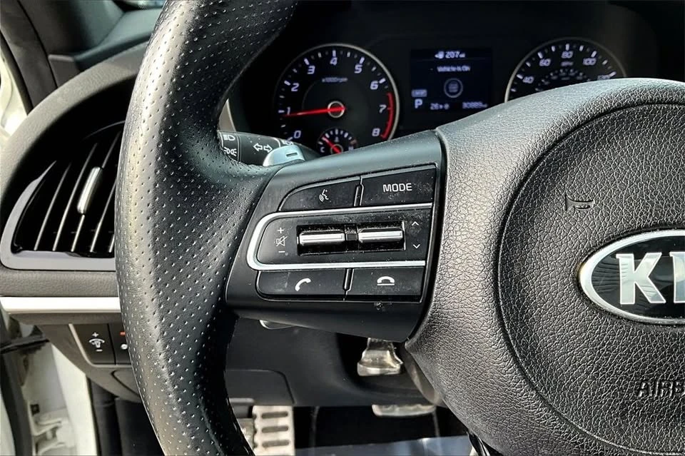 2021 Kia Stinger - Image 11 of 20