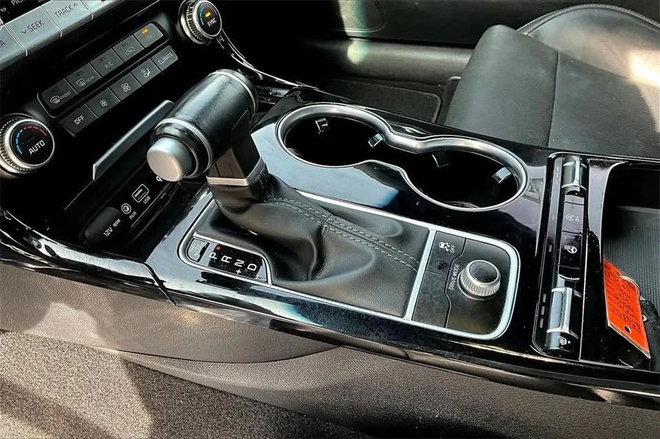 2021 Kia Stinger - Image 18 of 20
