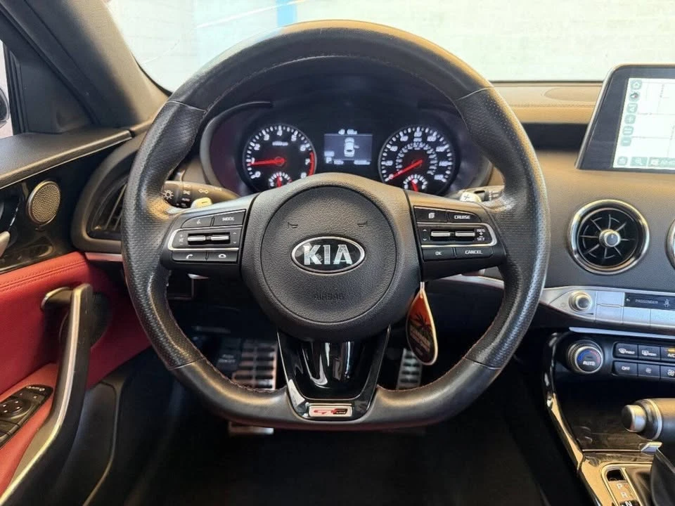 2021 Kia Stinger GT - Image 10 of 20