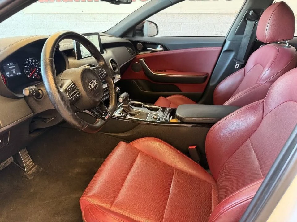 2021 Kia Stinger GT - Image 8 of 20