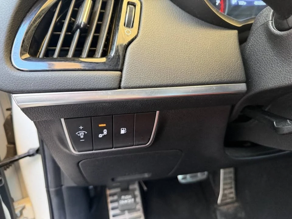 2021 Kia Stinger GT - Image 11 of 20