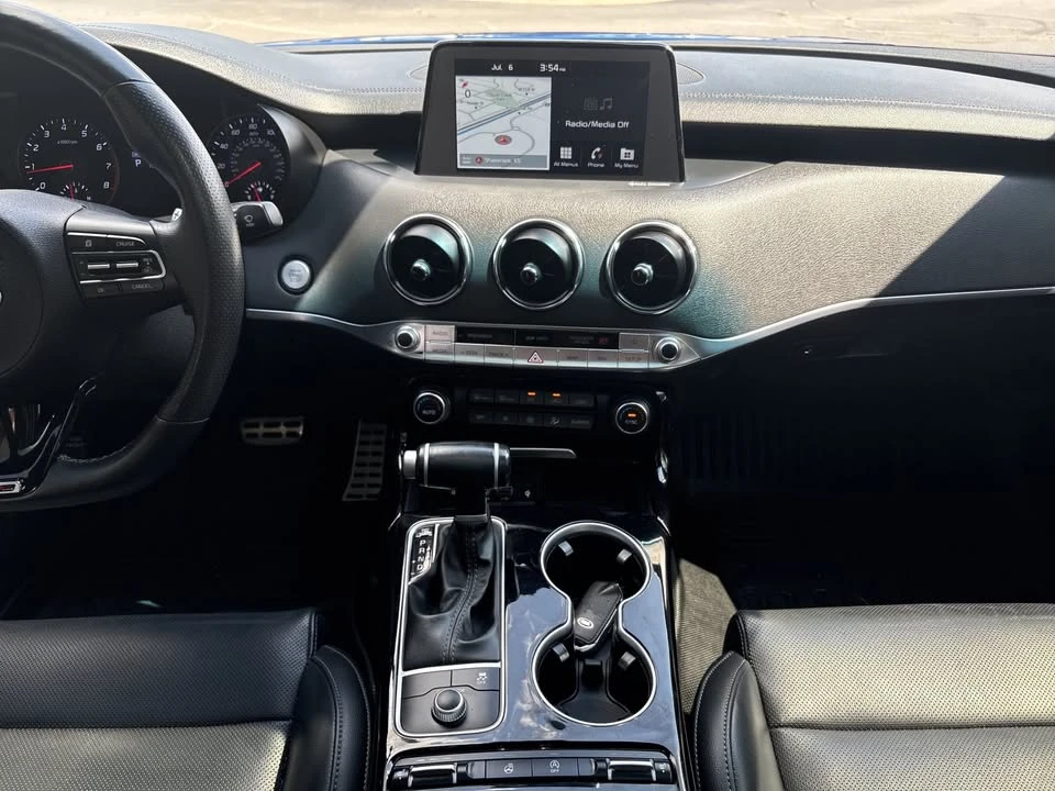 2021 Kia Stinger GT - Image 14 of 18