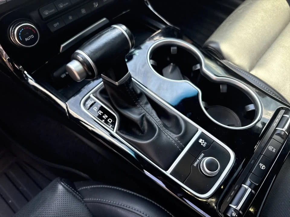 2021 Kia Stinger GT - Image 10 of 18