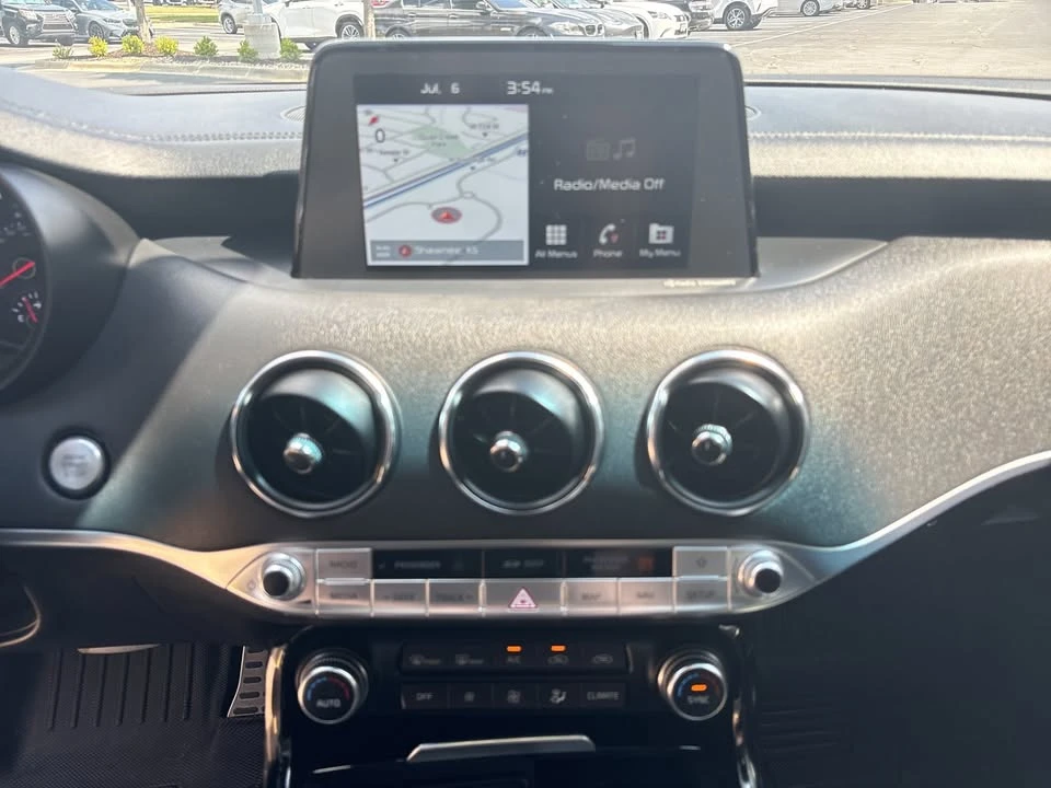2021 Kia Stinger GT - Image 7 of 18