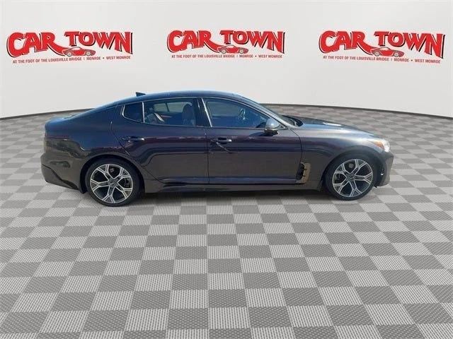 2021 Kia Stinger - Image 8 of 14