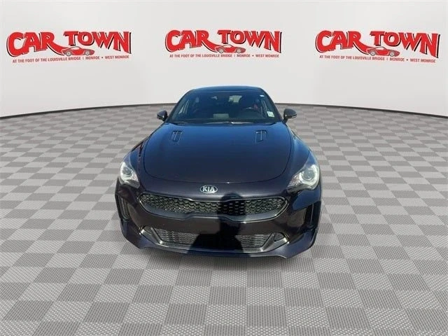 2021 Kia Stinger - Image 2 of 14