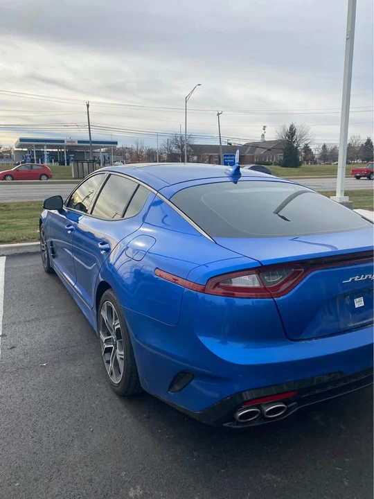 2021 Kia Stinger - Image 6 of 8