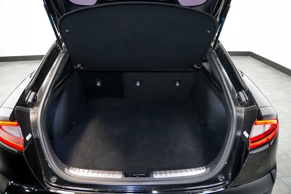 2021 Kia Stinger - Image 2 of 19