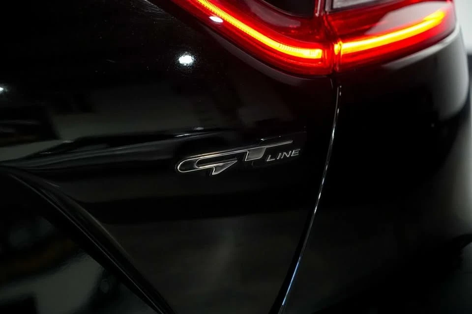 2021 Kia Stinger - Image 11 of 19