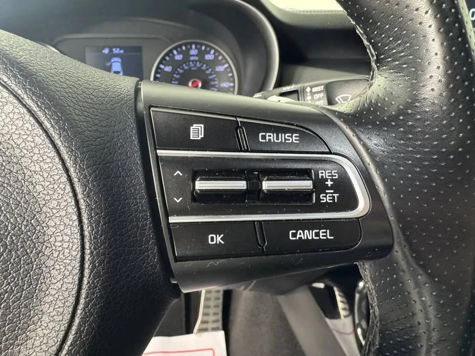 2021 Kia Stinger GT - Image 16 of 20