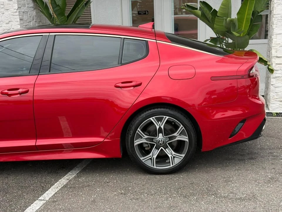 2021 Kia Stinger - Image 11 of 20