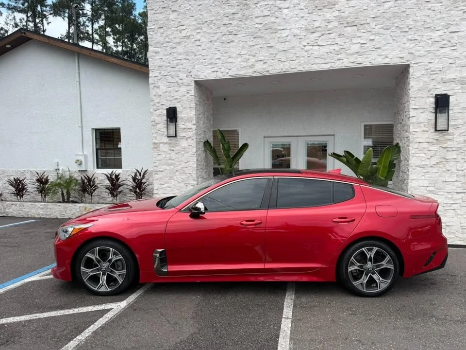 2021 Kia Stinger - Image 2 of 20
