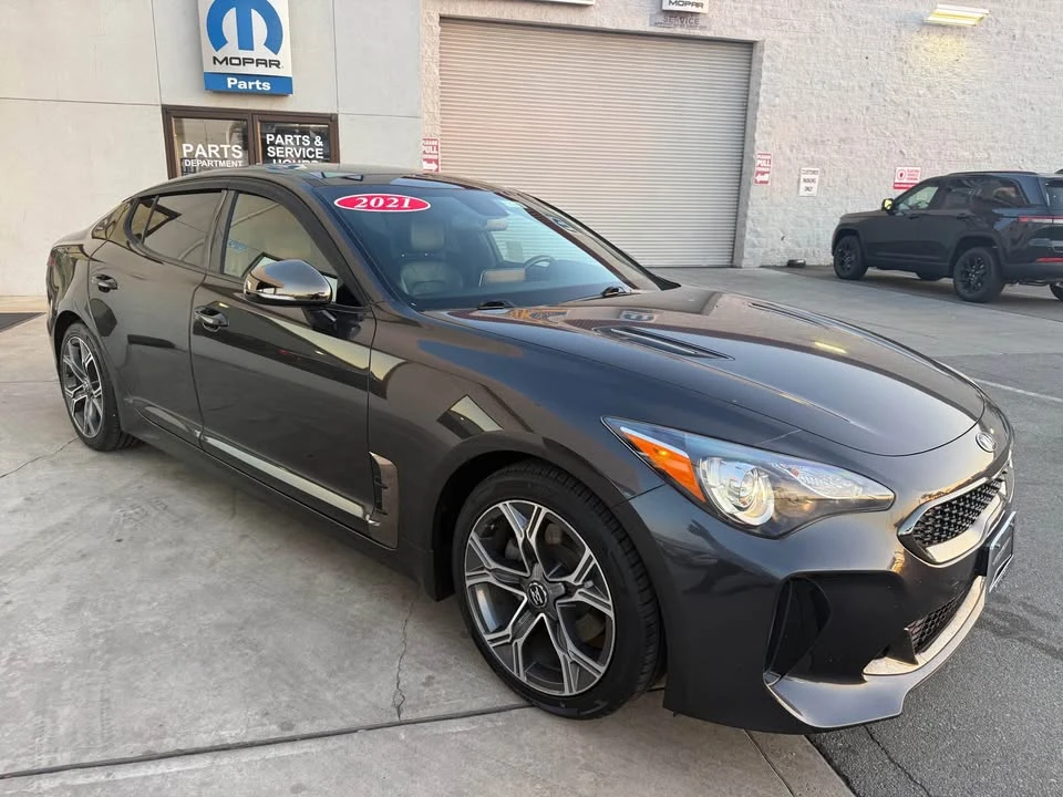 2021 Kia Stinger GT - Image 2 of 6