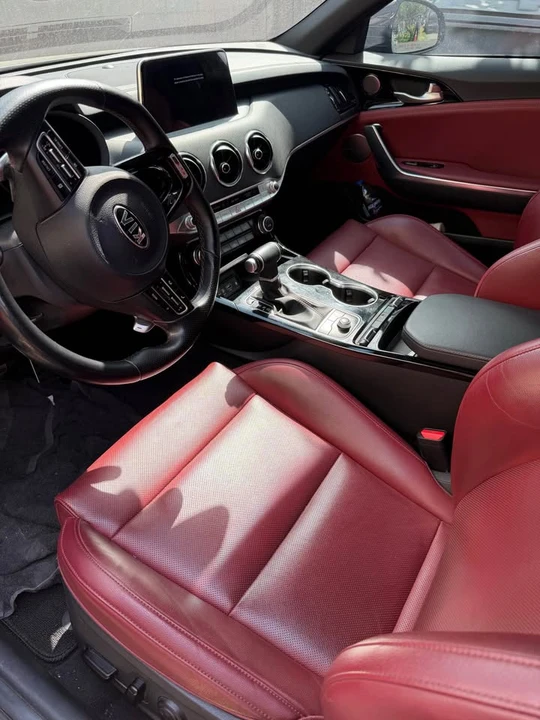 2021 Kia Stinger - Image 5 of 7
