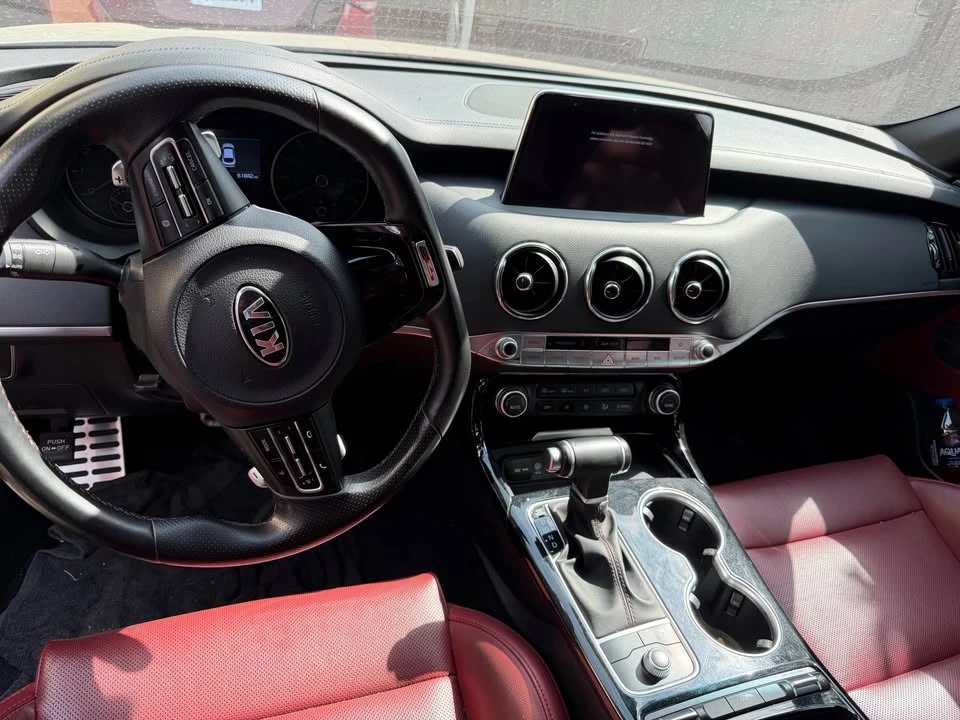 2021 Kia Stinger - Image 6 of 7