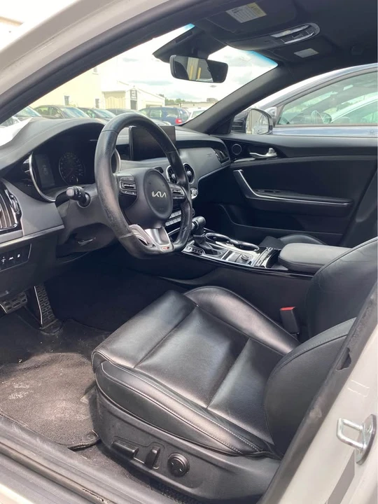 2021 Kia Stinger - Image 6 of 13
