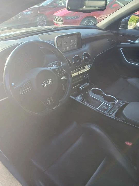 2021 Kia Stinger GT - Image 10 of 11