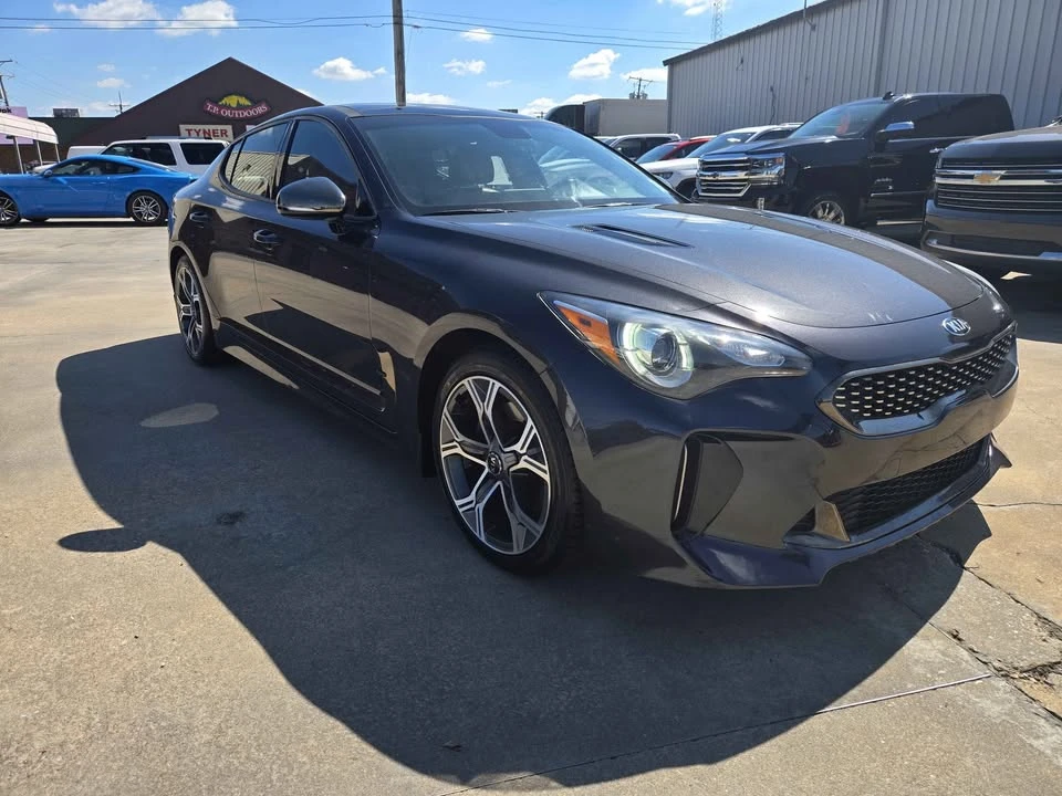 2021 Kia Stinger - Image 2 of 11