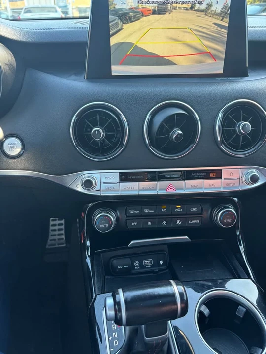 2021 Kia Stinger - Image 10 of 10