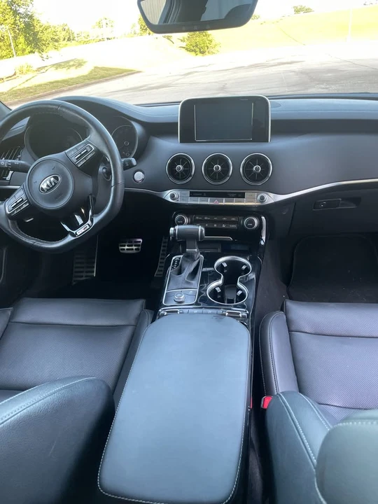 2021 Kia Stinger - Image 6 of 11