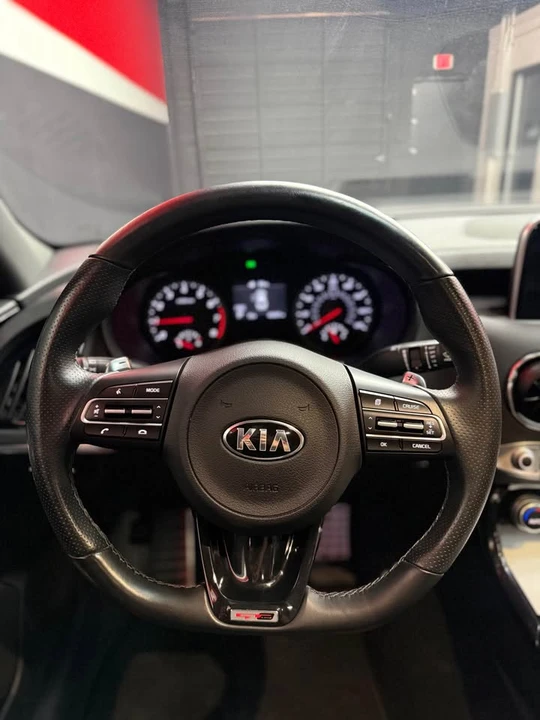 2021 Kia Stinger GT - Image 11 of 14