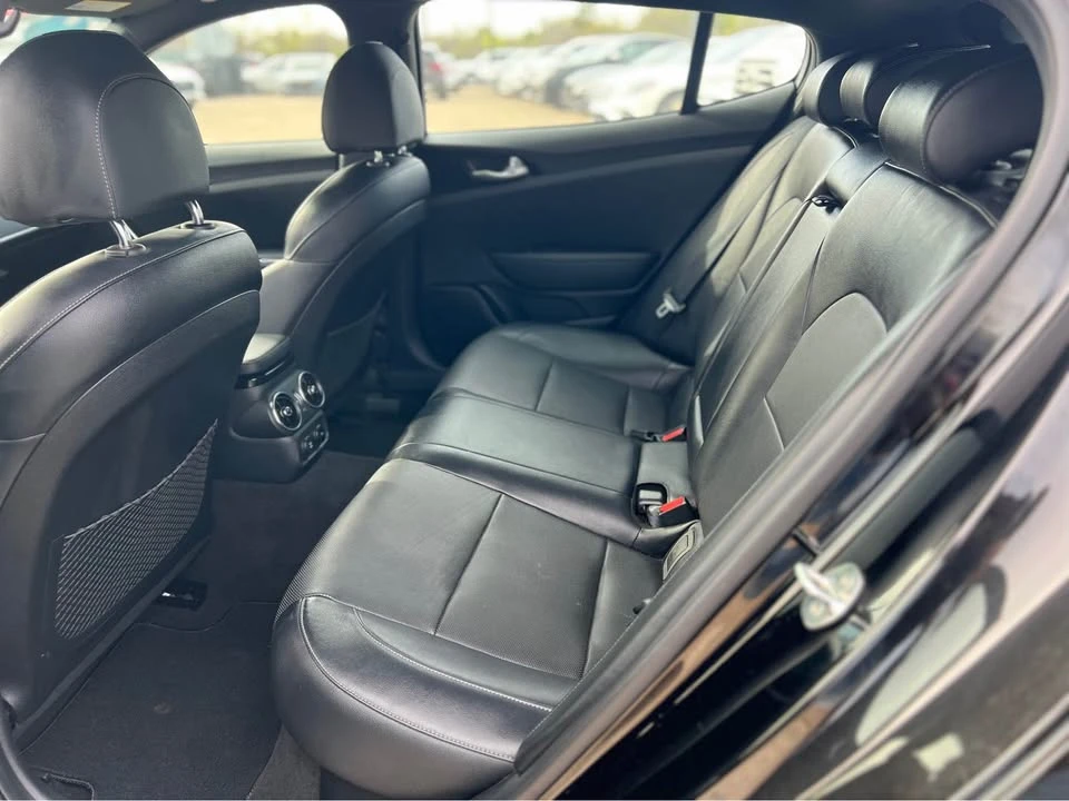 2021 Kia Stinger - Image 7 of 10