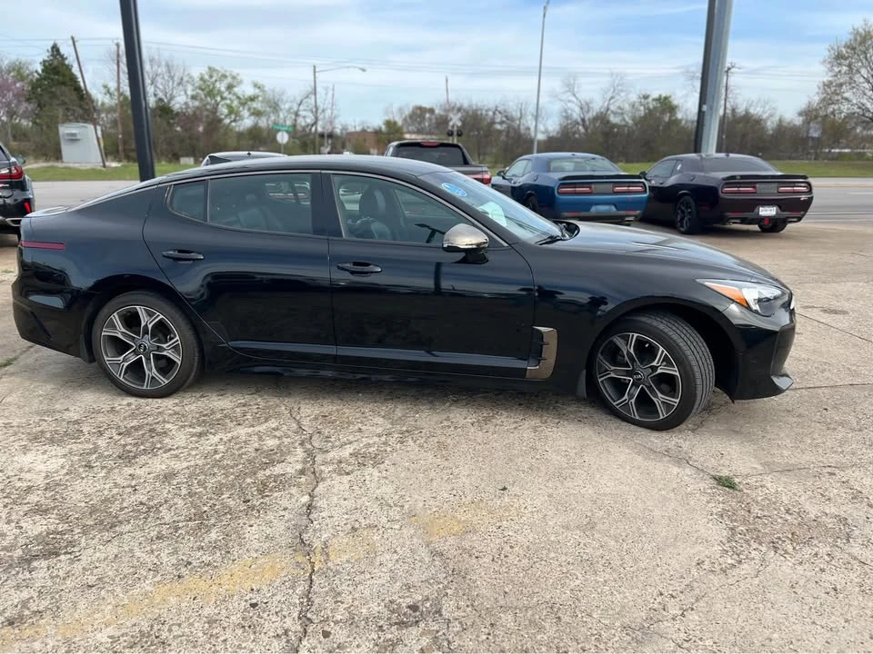 2021 Kia Stinger - Image 3 of 10