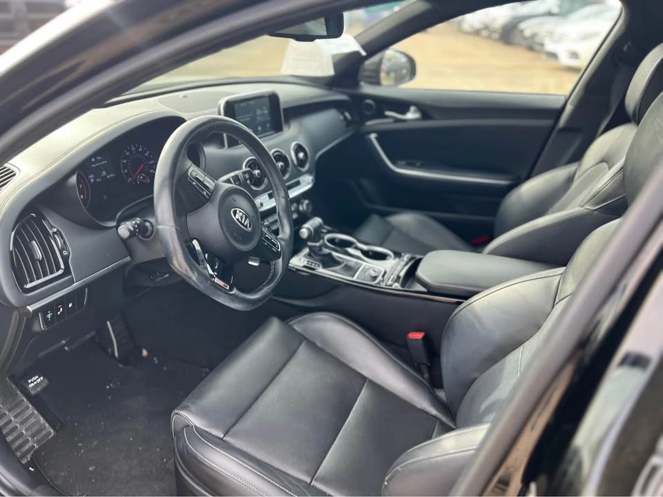 2021 Kia Stinger - Image 8 of 10