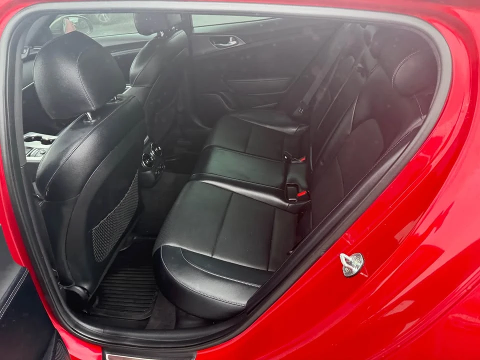 2021 Kia Stinger - Image 11 of 14