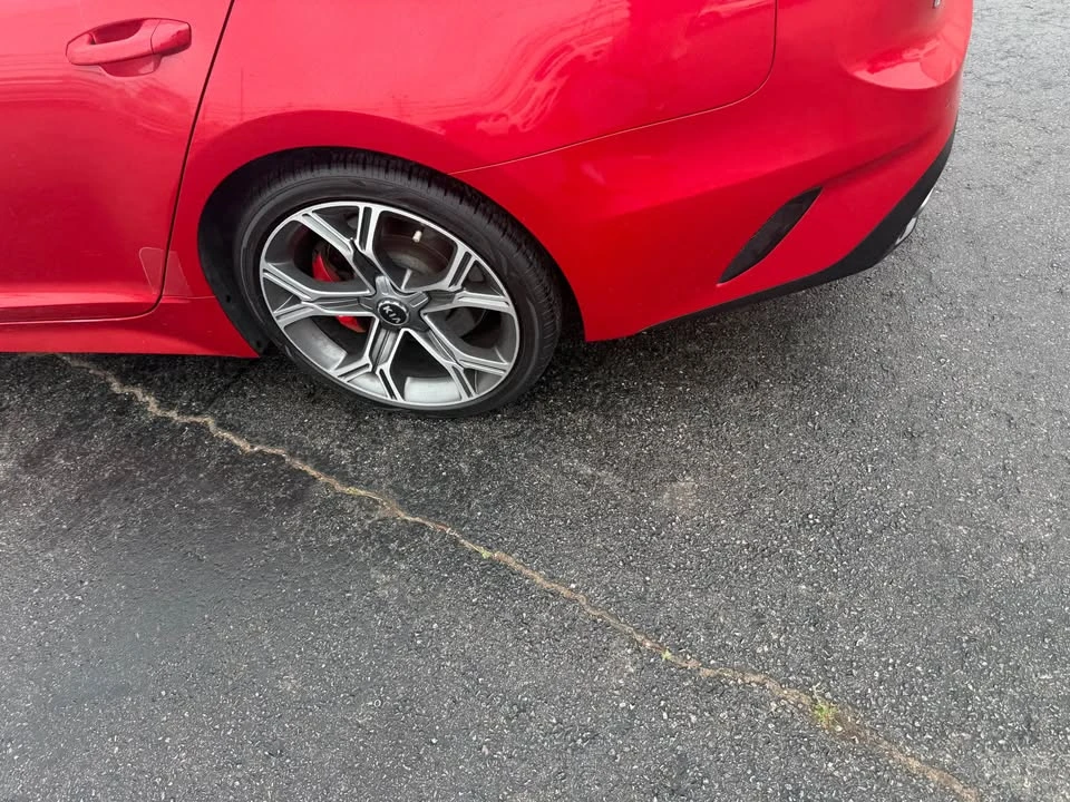 2021 Kia Stinger - Image 8 of 14