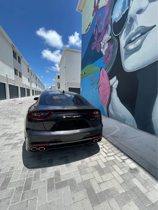 2021 Kia Stinger - Image 7 of 9