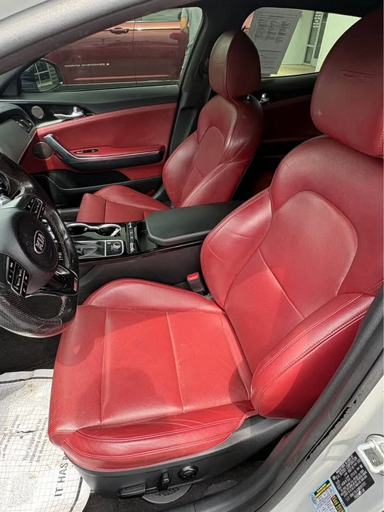 2021 Kia Stinger - Image 6 of 13