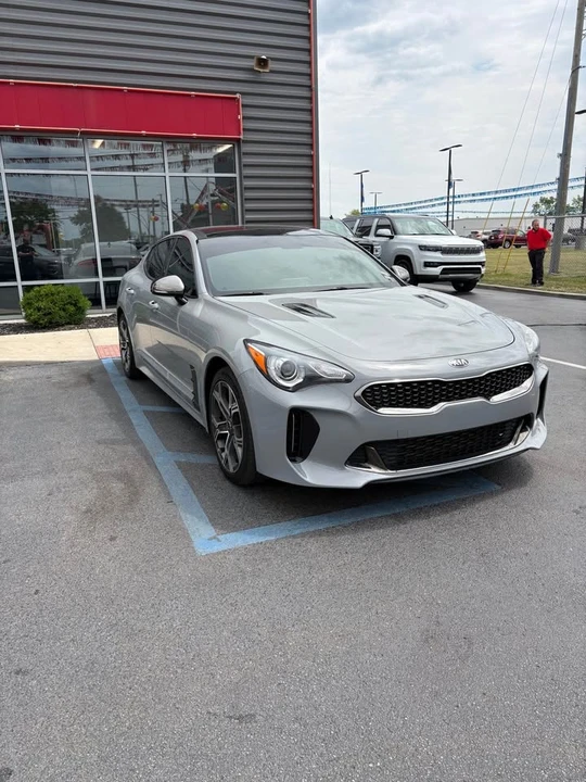 2021 Kia Stinger - Image 4 of 13