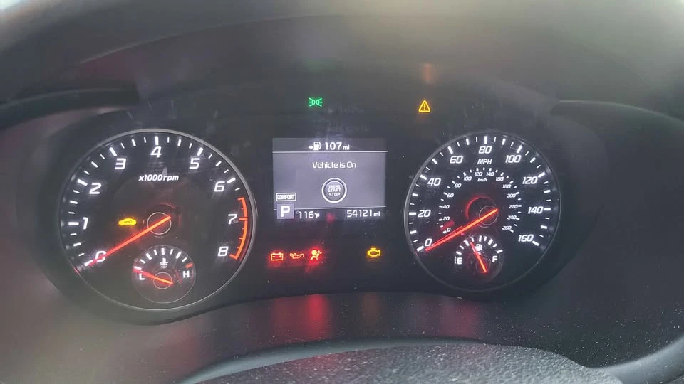 2021 Kia Stinger - Image 9 of 12