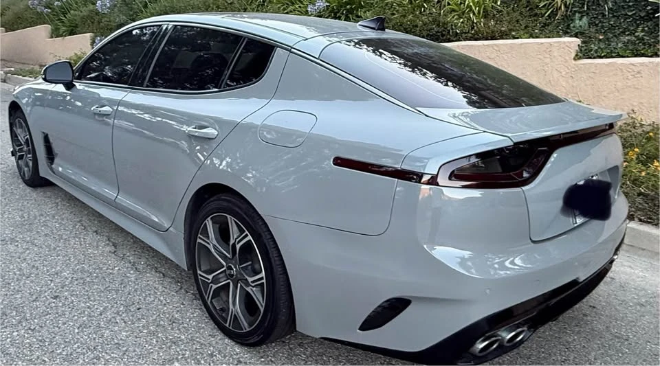 2021 Kia Stinger - Image 9 of 9