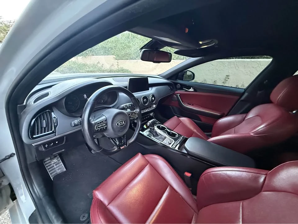 2021 Kia Stinger - Image 7 of 9