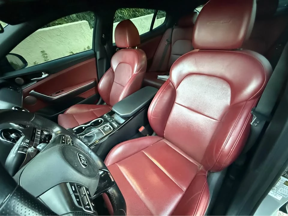 2021 Kia Stinger - Image 8 of 9