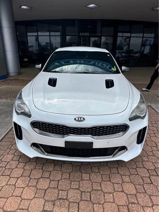 2021 Kia Stinger - Image 3 of 15