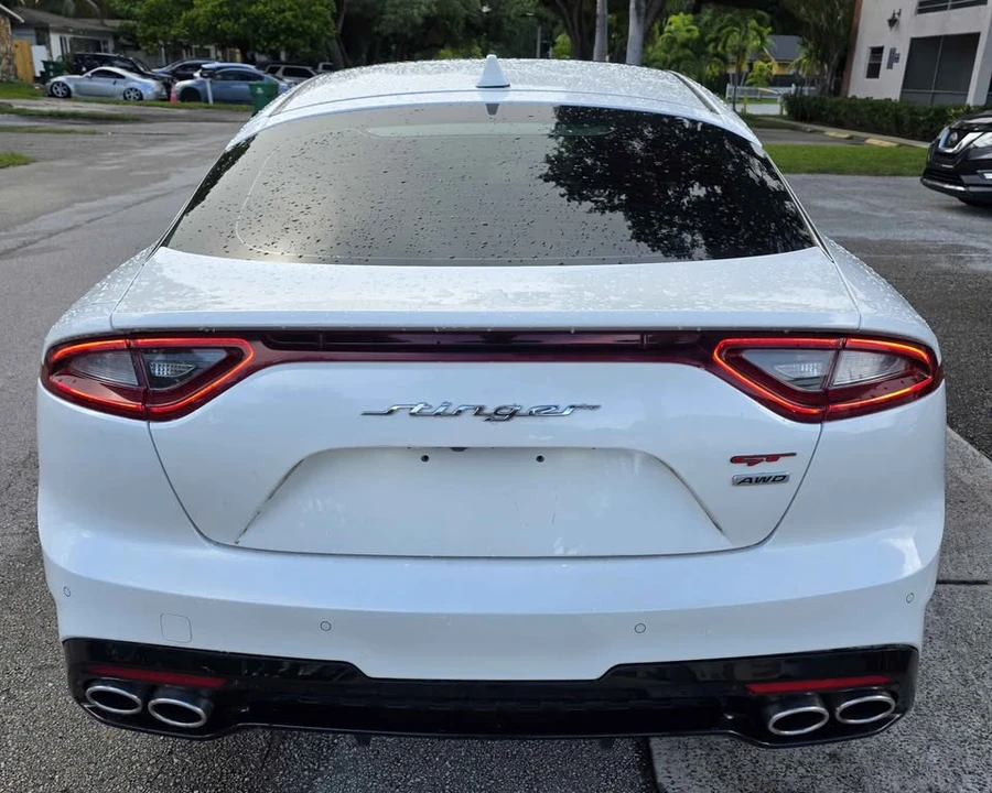 2021 Kia Stinger - Image 4 of 17