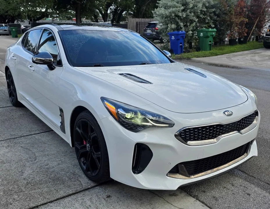 2021 Kia Stinger - Image 7 of 17