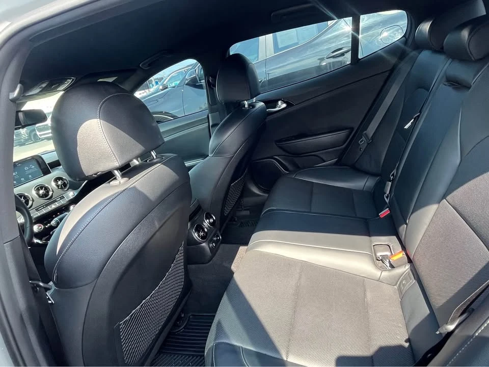 2021 Kia Stinger - Image 3 of 9
