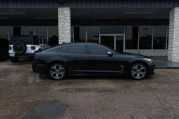 2021 Kia Stinger - Image 2 of 6