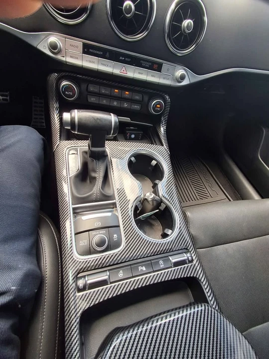 2021 Kia Stinger GT - Image 8 of 12